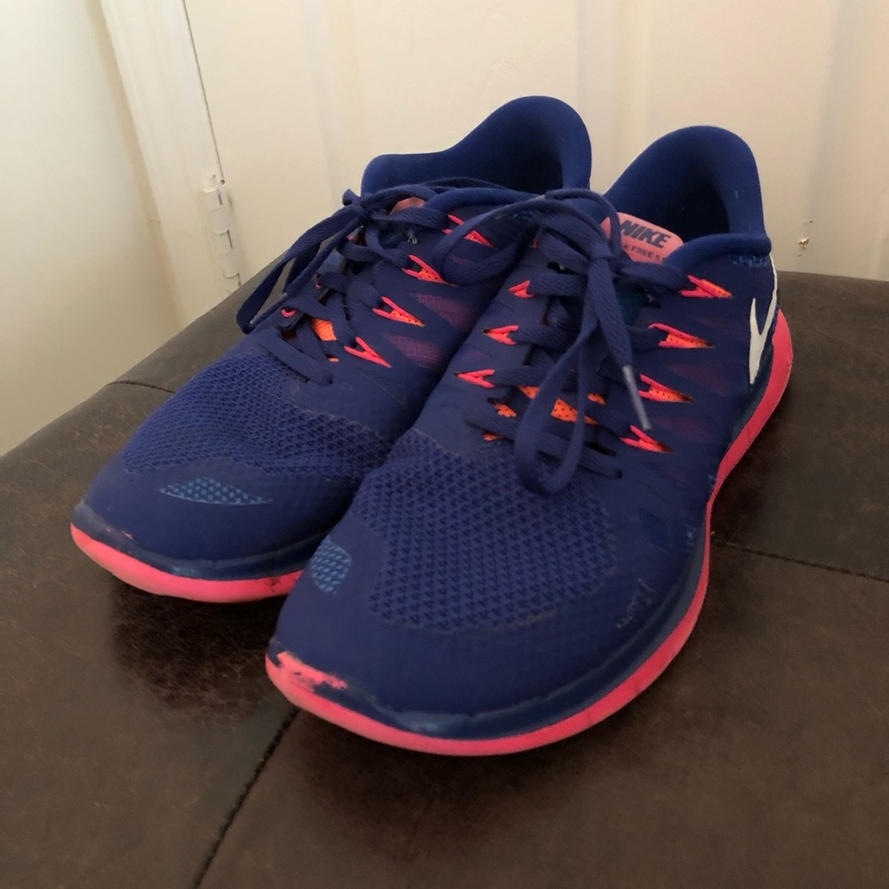 Nike Free Runs